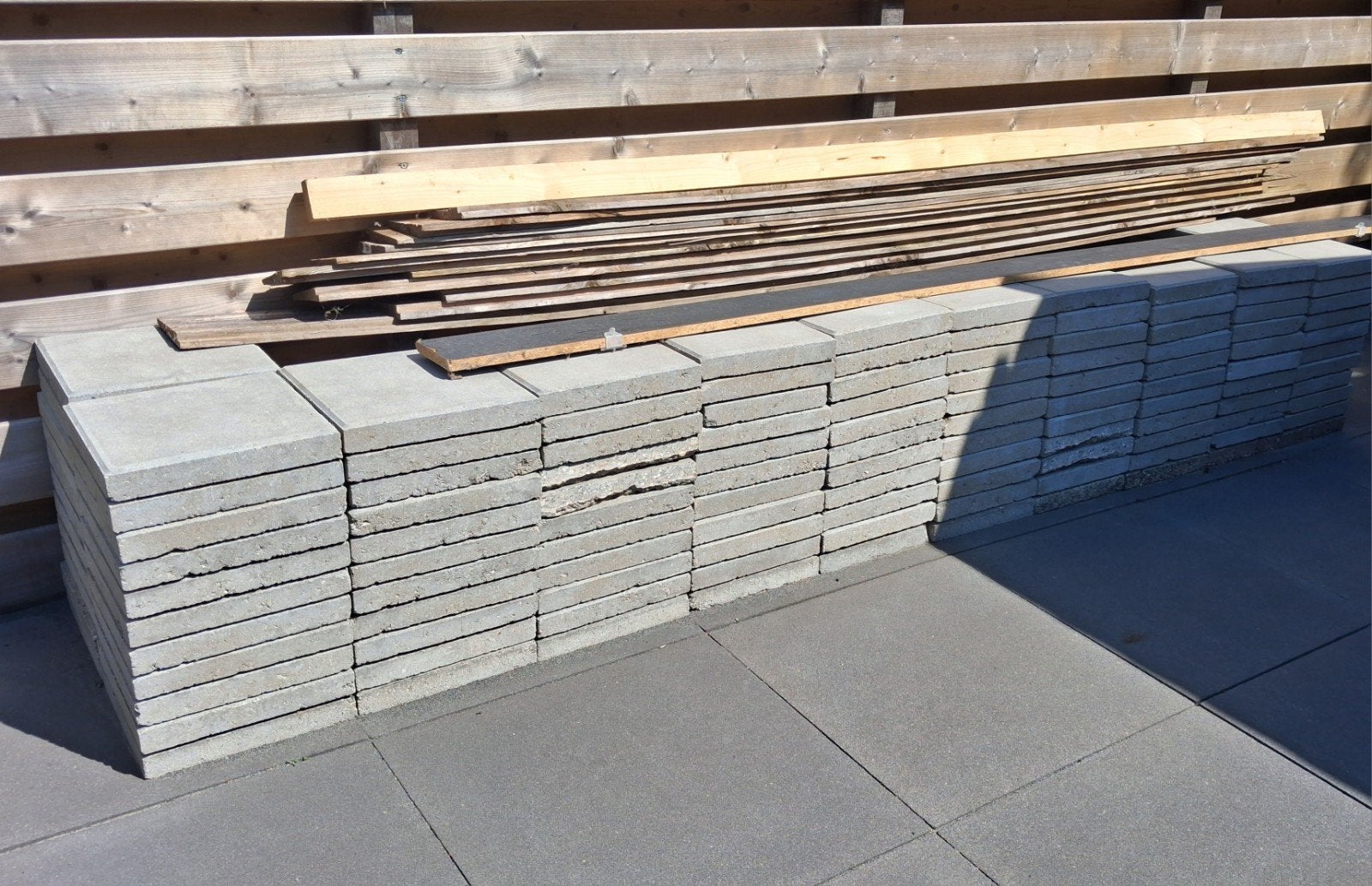 Betontegels 30 x 30, Ophalen of Verzenden, Zo goed als nieuw, Palen