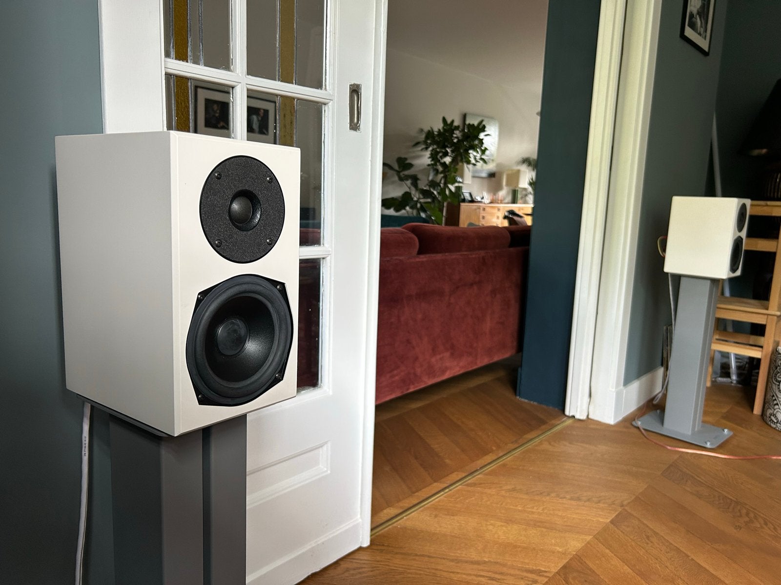 Totem Mite boekenplank speakers - Wit, Overige merken, Ophalen of Verzenden, Zo goed als nieuw, 60 tot 120 watt