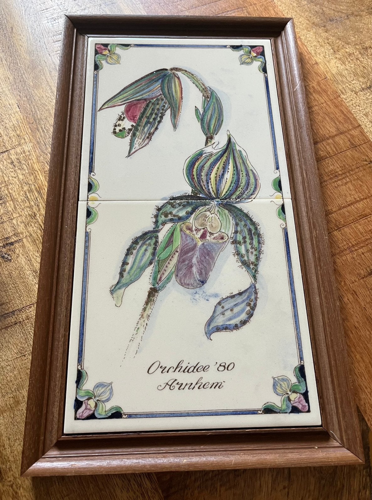 Tegeltableau Orchidee ‘80 Arnhem 2 tegels in eiken lijstje, Ophalen of Verzenden