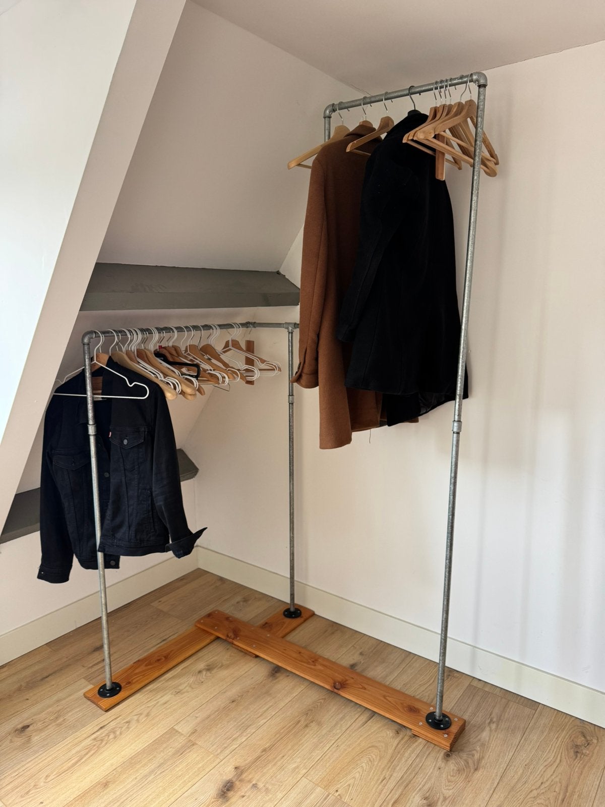Industrial Pipe Clothing Rack / Wardrobe – Kledingrek, Ophalen, 100 tot 150 cm, 200 cm of meer, 75 cm of meer