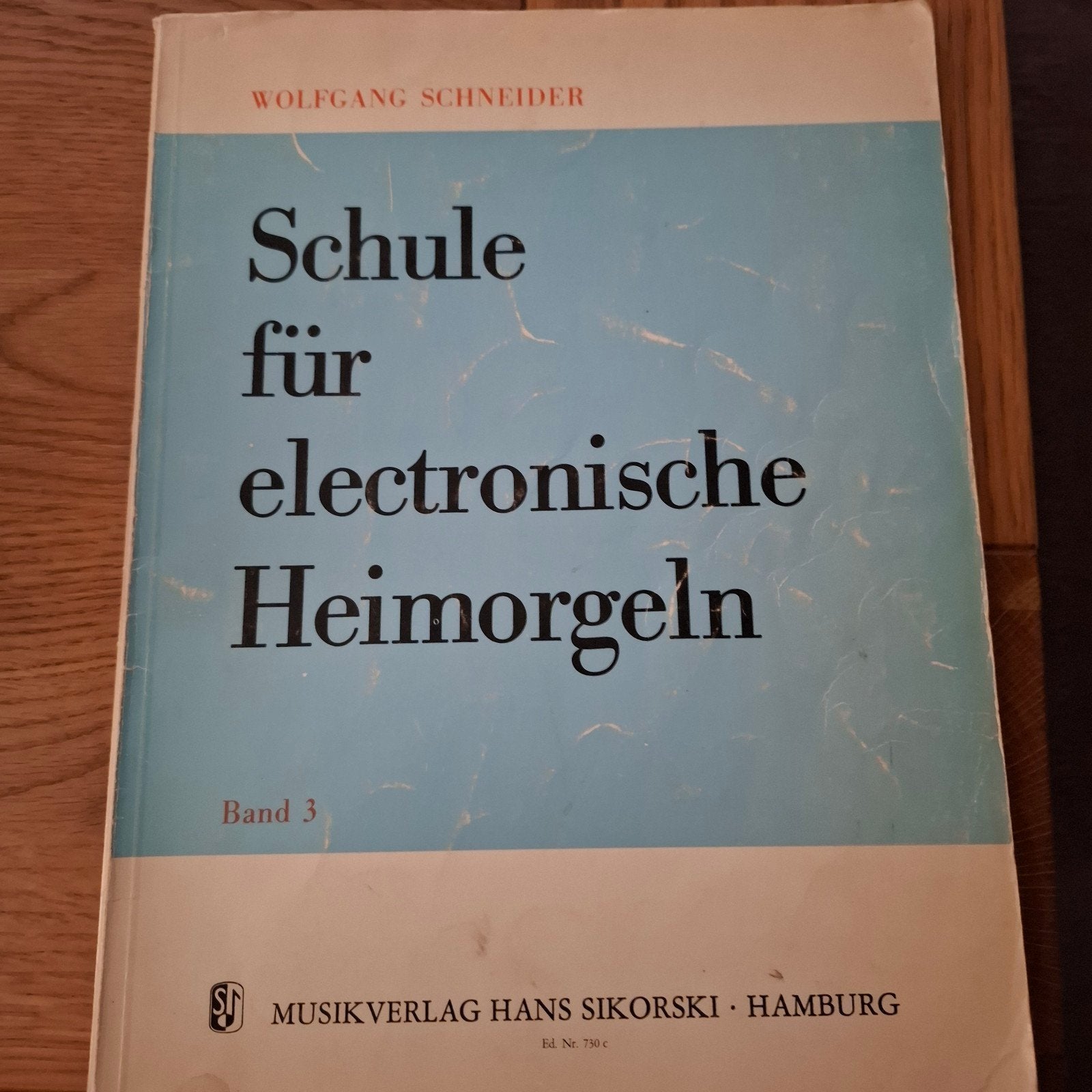 Schuld für elektronische Heimorgeln, Ophalen