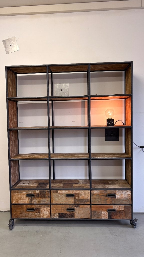 Vintage industriële kast / boekenkast – 160  38  210 cm, Overige houtsoorten, 200 cm of meer, 150 tot 200 cm, Ophalen of Verzenden
