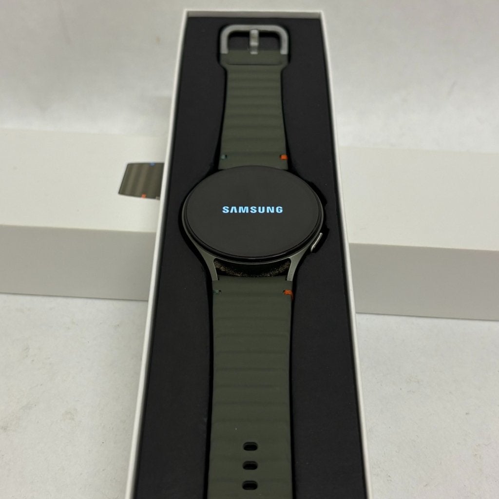 Samsung Galaxy Watch 7 44MM GPS Green, Samsung, Zo goed als nieuw, Support@Samsung.com, 129, Samsung-ro, Yeongtong-gu
Suwon-si, Gyeonggi-do 16677
South Korea