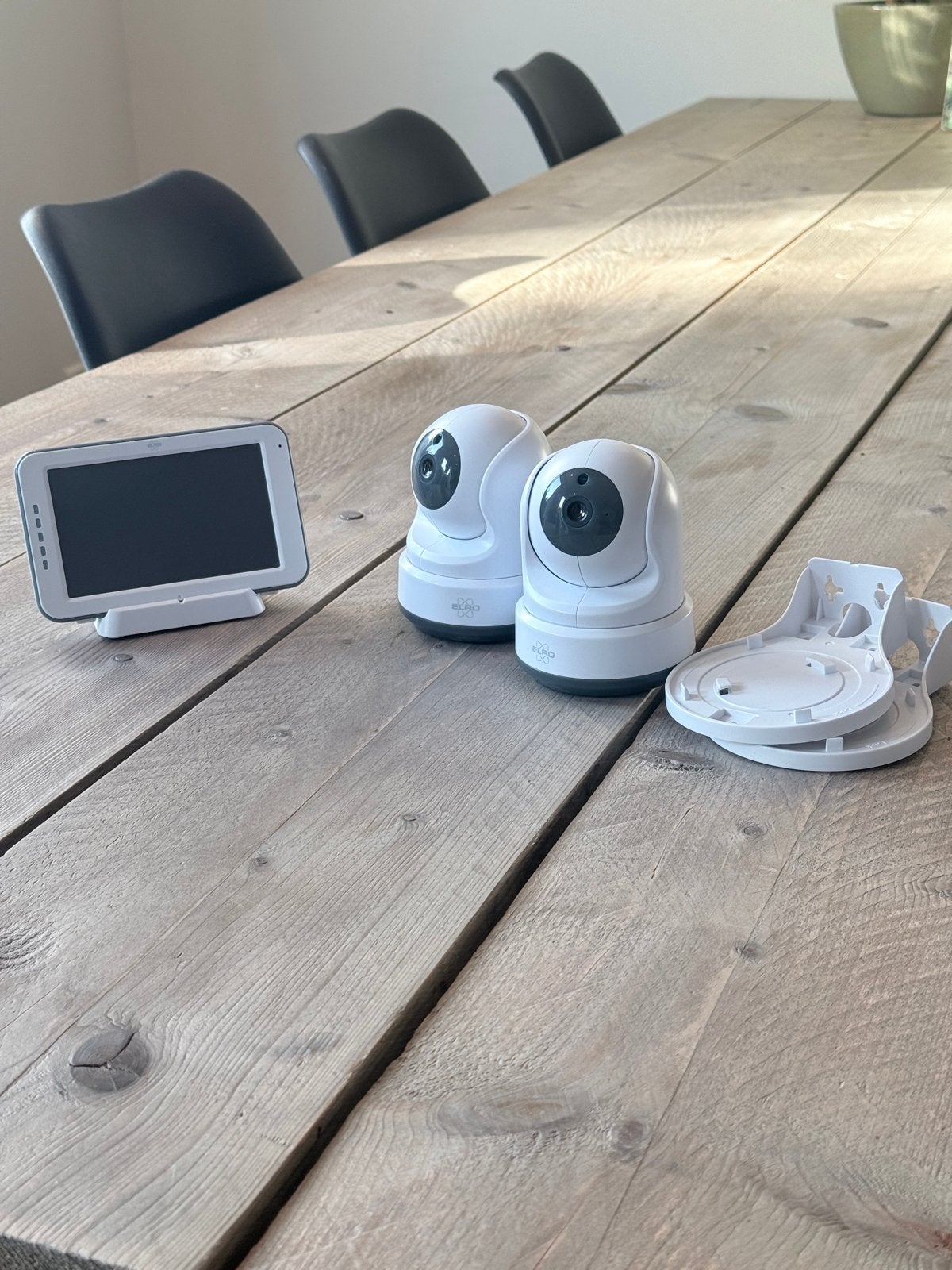 Elro BC3000 Babyfoon met 2 camera's en scherm, Ophalen of Verzenden, Gebruikt, Binnencamera