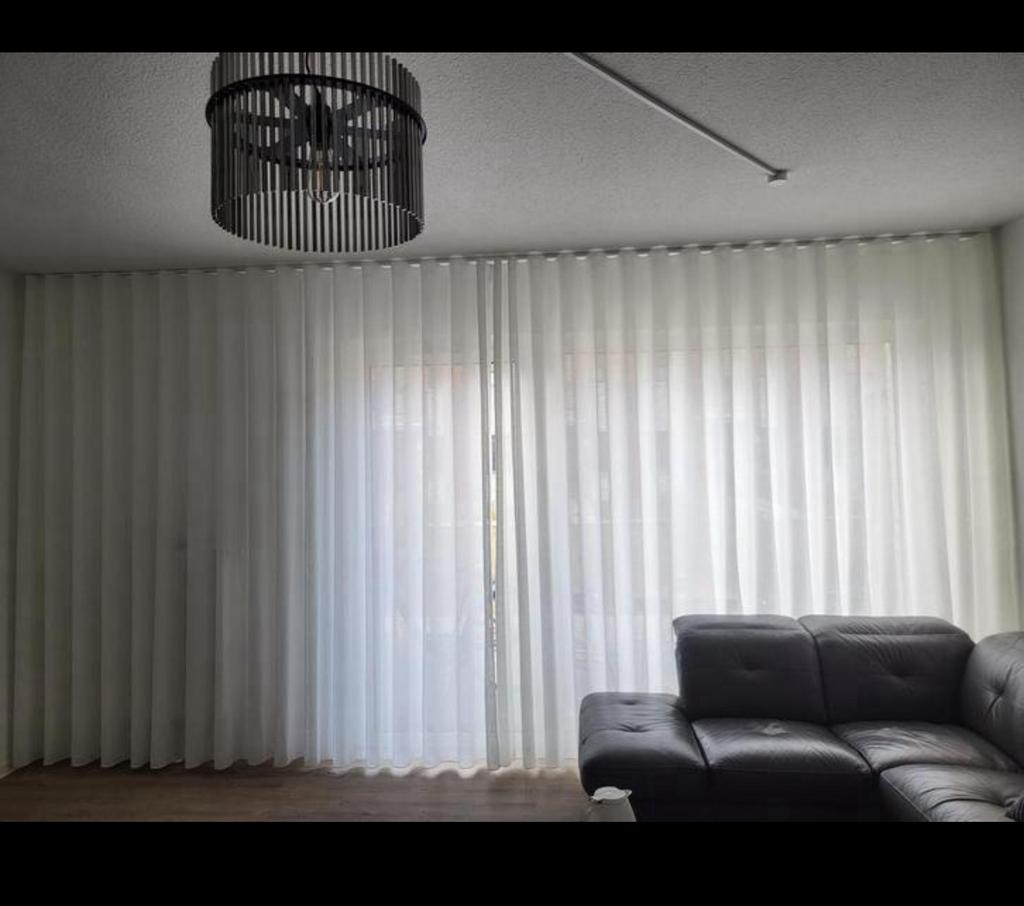 wavegordijnen in bitween 1 stuk 480,cm breed en 252,cm hoog, Huis en Inrichting, Stoffering | Gordijnen en Lamellen, Ophalen of Verzenden
