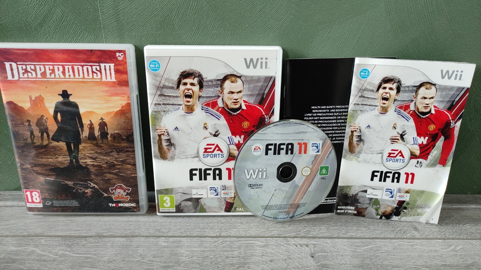 Fifa 11 wii game en gratis desperados 3 pc game, Ophalen of Verzenden, Zo goed als nieuw