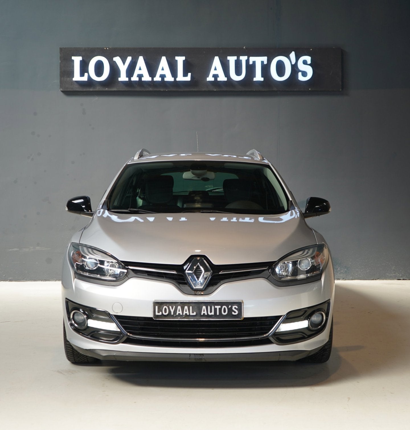 Renault Mégane Estate 1.2 TCe Bose | NAVI | AIRCO | PDC | E, Voorwielaandrijving, Euro 5, Gebruikt, 4 cilinders