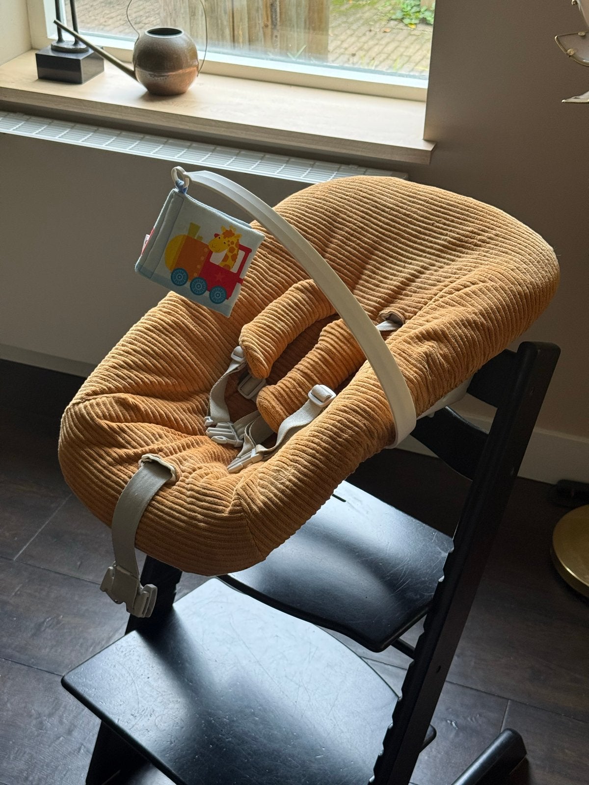 Tripp Trapp Newborn set met extra hoes, Kinderen en Baby's, Kinderstoelen, Ophalen, Gebruikt, Meegroeistoel, Aanschuifbaar