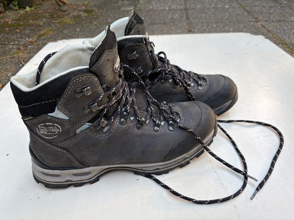 Meindl bergschoenen Bellavista maat 41,5 EU (7,5 UK), Sport en Fitness, Ophalen of Verzenden, Gebruikt, Schoenen