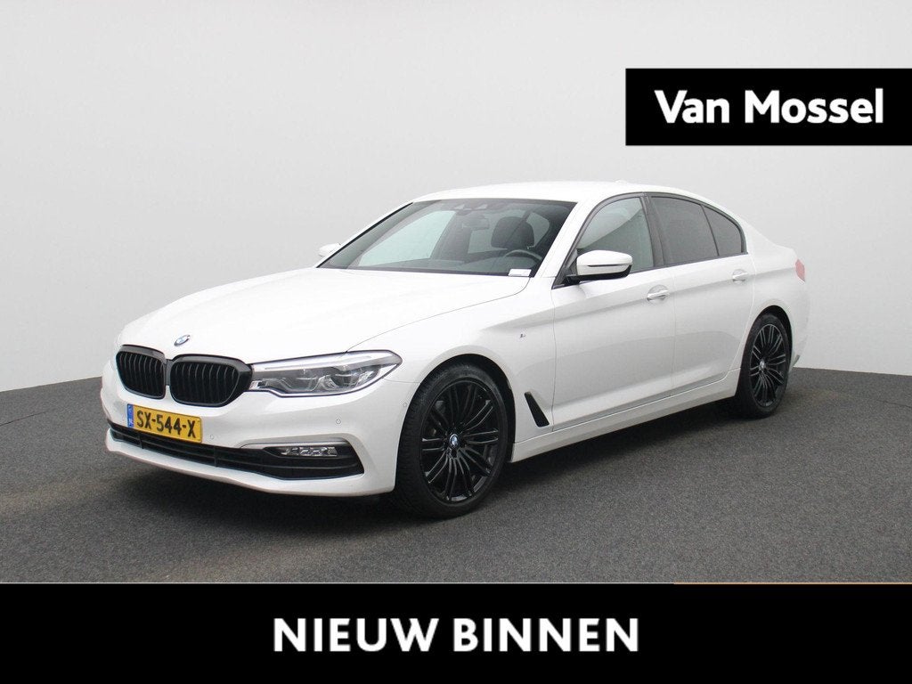BMW 5-serie 520i High Executive | LEDER | MEMORY STOEL | CAM, Automaat, Achterwielaandrijving, Gebruikt, 4 cilinders