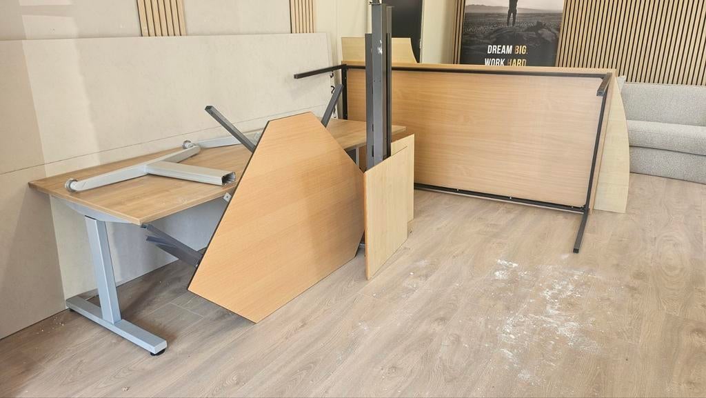 3 Bureaus - Diverse Maten en Stijlen, Ophalen, Gebruikt