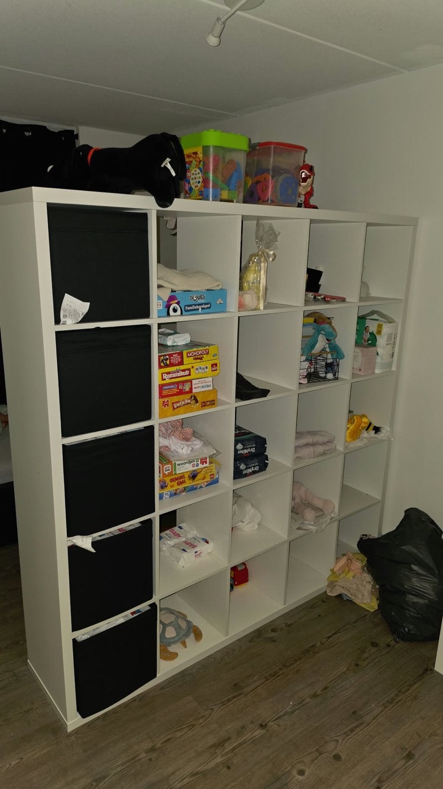 Ikea Kallax kast met 5 zwarte bakken, Ophalen, Zo goed als nieuw