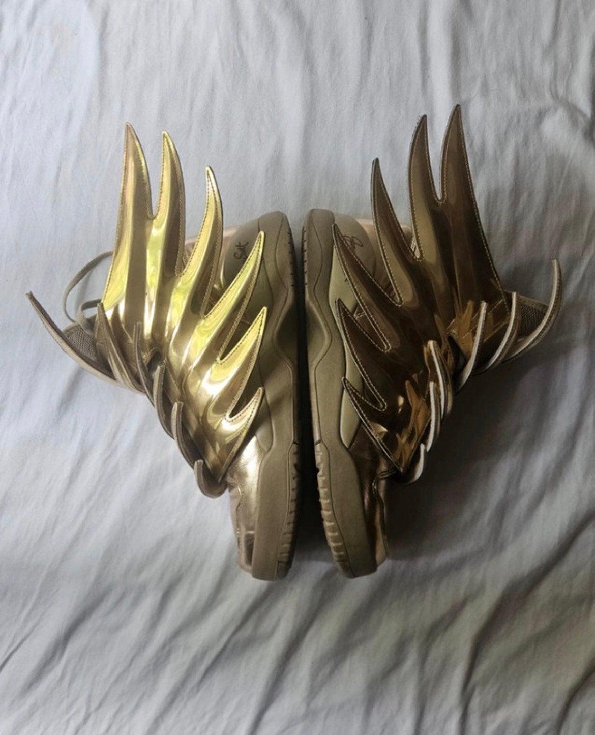 Adidas Jeremy Scott JS Wings 3.0 gold, Ophalen of Verzenden, Zo goed als nieuw, Goud, Overige materialen