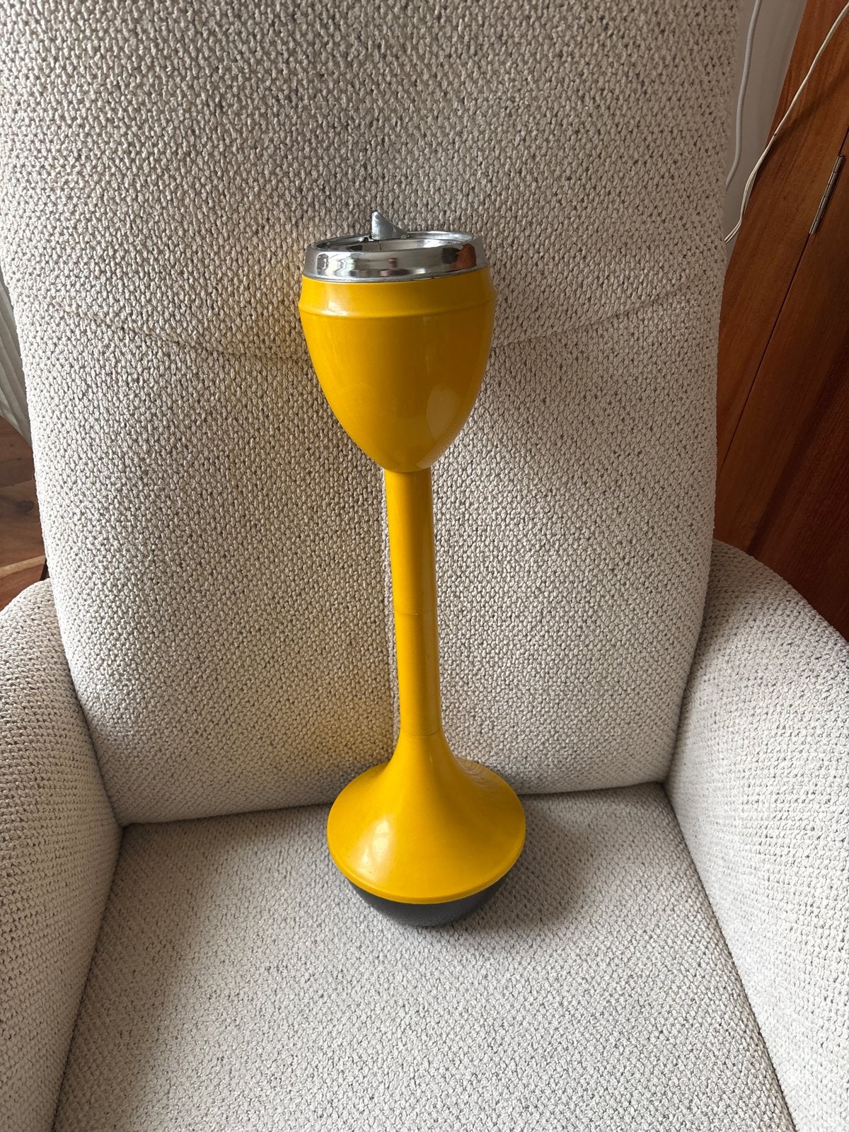 Vintage Space Age Staande Asbak - - Jaren 70 - Tulip Base, Ophalen of Verzenden, Gebruikt, Asbak