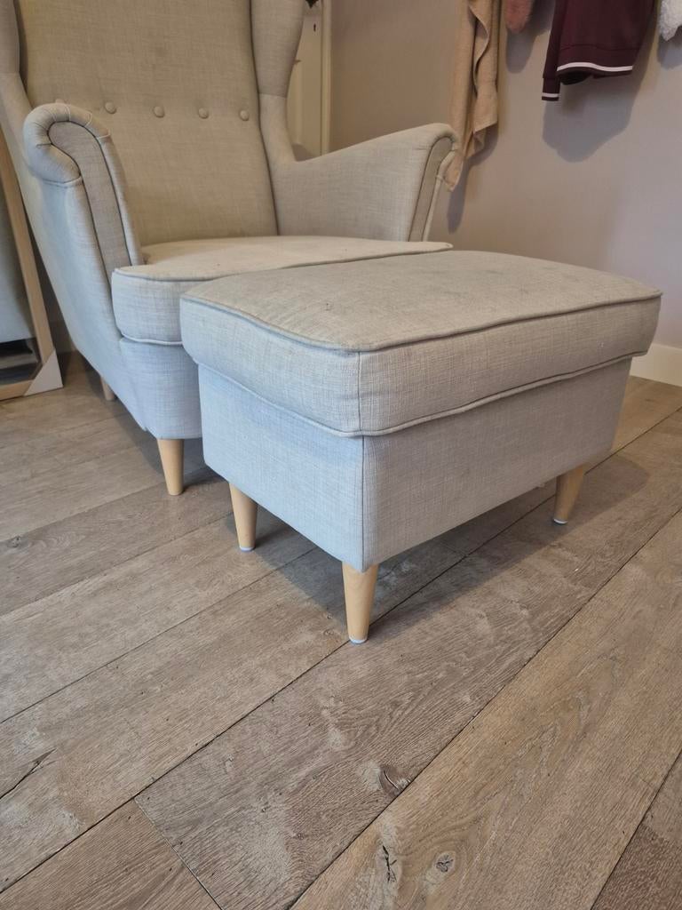 Comfortabele fauteuil met hocker, Ophalen, Gebruikt, Modern, Scandinavisch, 75 tot 100 cm