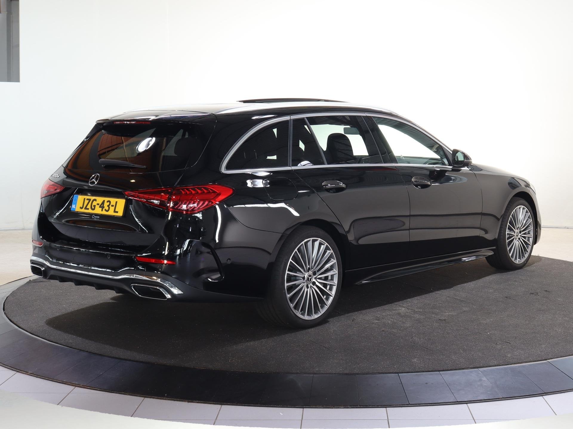 Mercedes-Benz C-klasse Estate 300e Business Solution AMG | 1, Auto's, Mercedes-Benz, Automaat, Achterwielaandrijving, 1800 kg