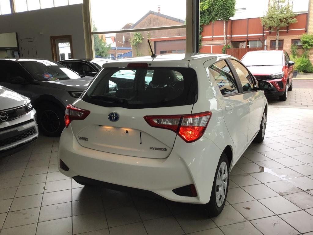 Toyota Yaris 1.5 Hyb. Y20 Excl Ed (bj 2020, automaat), 1497 cc, Euro 6, 4 cilinders, Navigatiesysteem