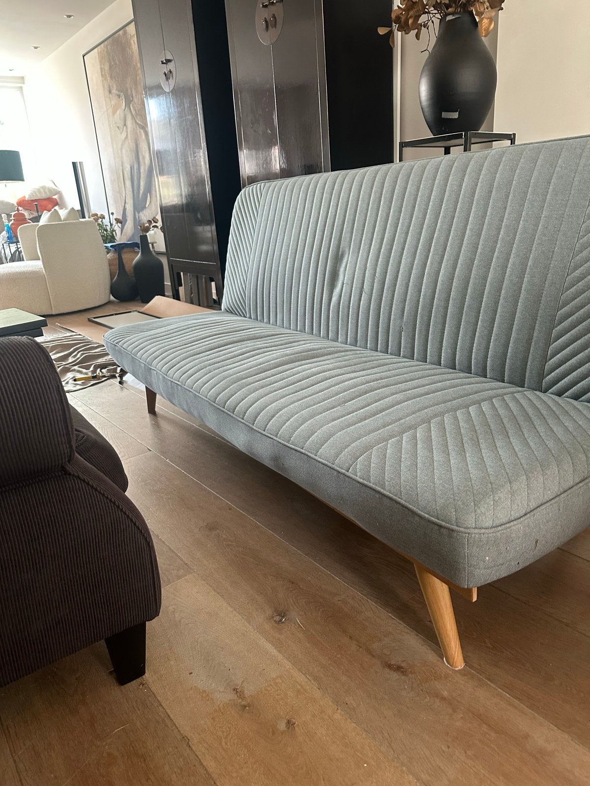 Jisk sofabed met extra topper en verstevigd frame, Huis en Inrichting, Ophalen, Gebruikt, Tweepersoons, Grijs