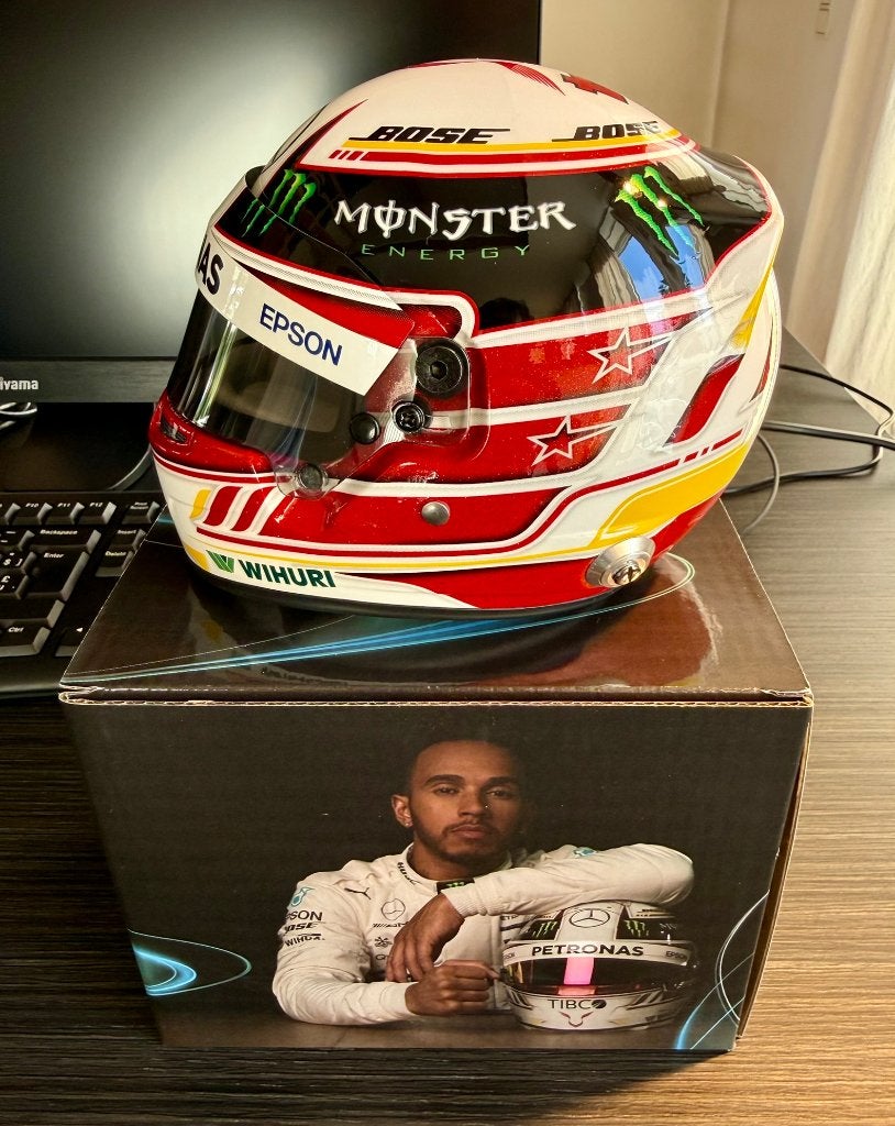 Lewis Hamilton 1:2 Bell World Champion Helmet 2018, Ophalen of Verzenden, Nieuw, Formule 1