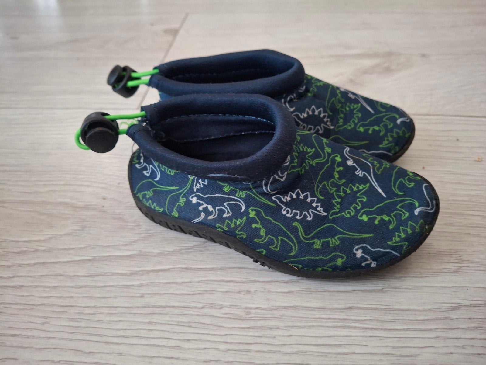 Nieuwe waterschoenen jongen maat 23 met dinoprint, Ophalen, Overige typen, Nieuw, Scapino