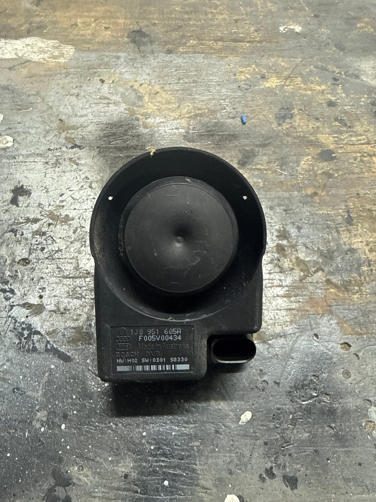VW Audi Bosch Alarmhoorn 1J0 951 605A F005V00434, Ophalen, Gebruikt, Vw, Vw