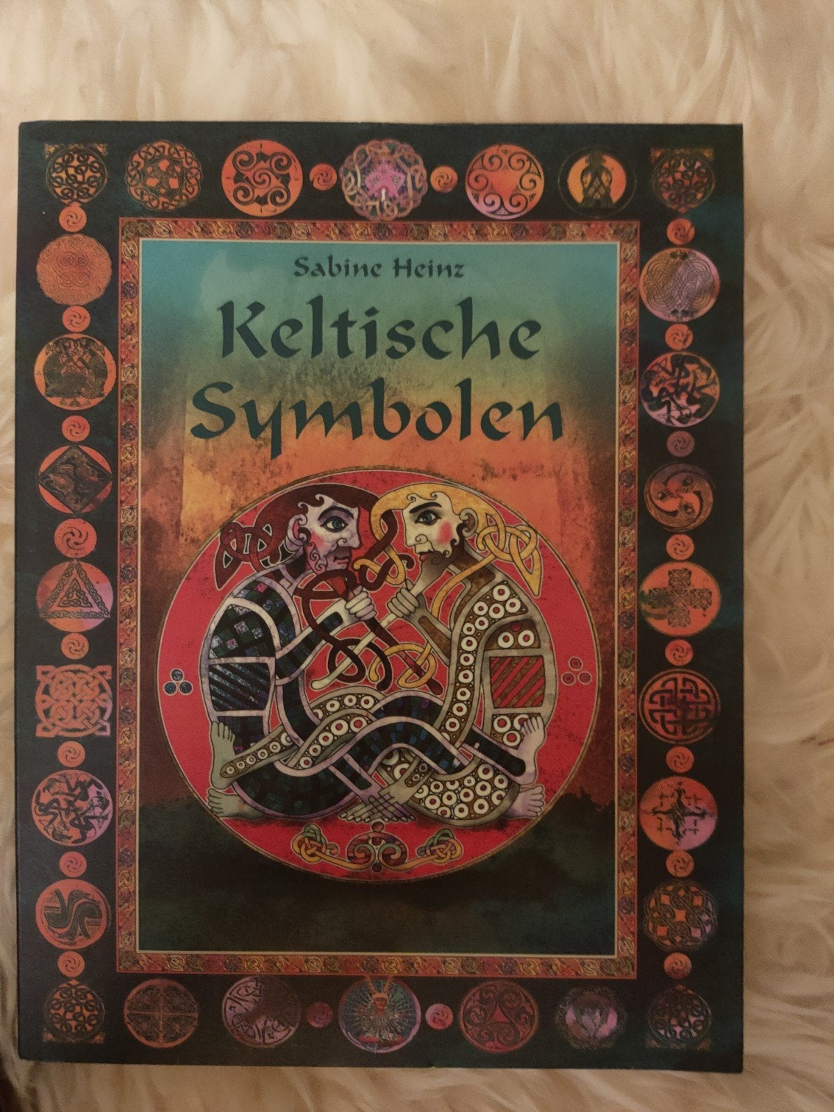Keltische Symbolen - Sabine Heinz, Ophalen of Verzenden