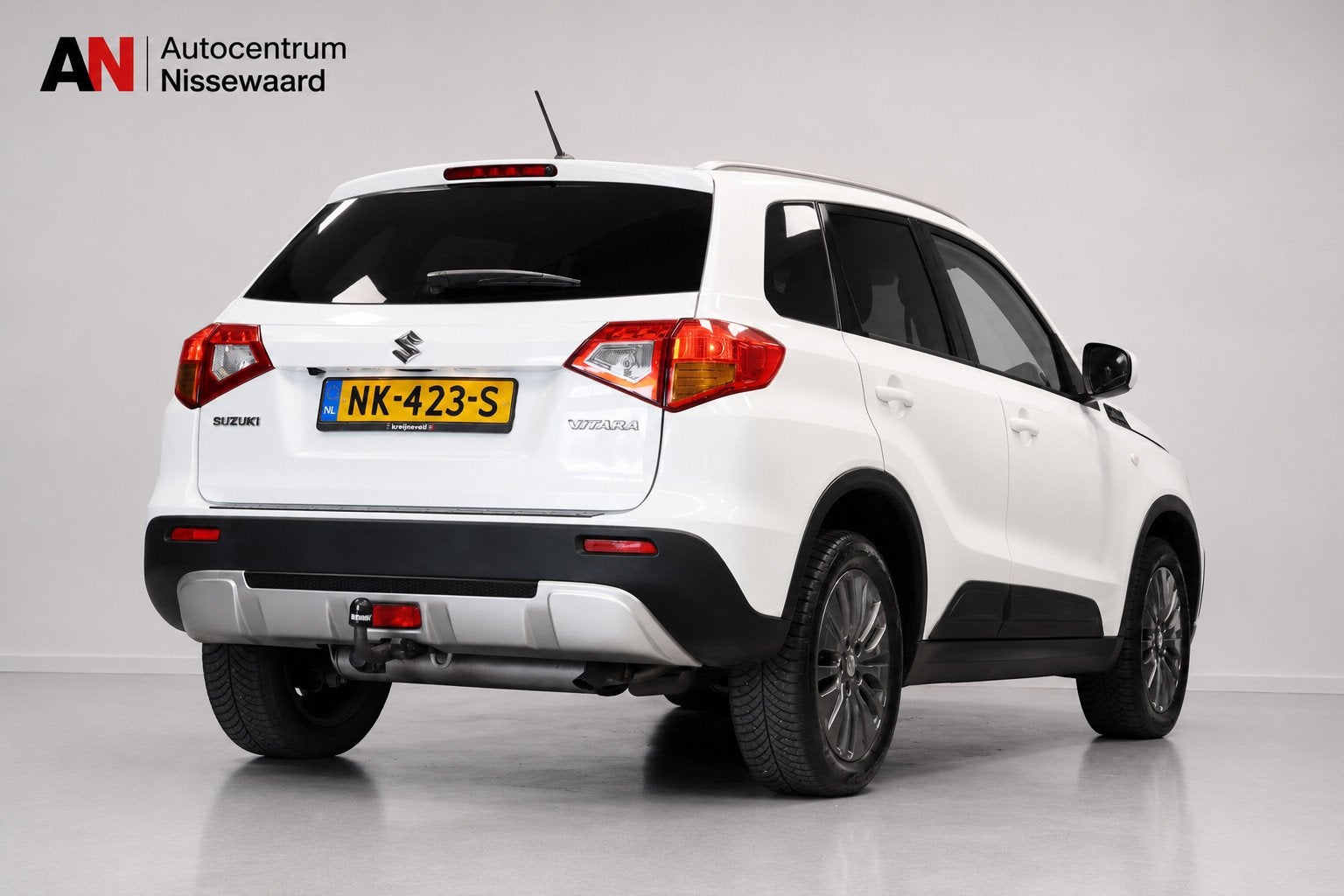 Suzuki Vitara 1.6 Exclusive |Climate|Navi|Trekhaak|, Voorwielaandrijving, Stof, 4 cilinders, 400 kg