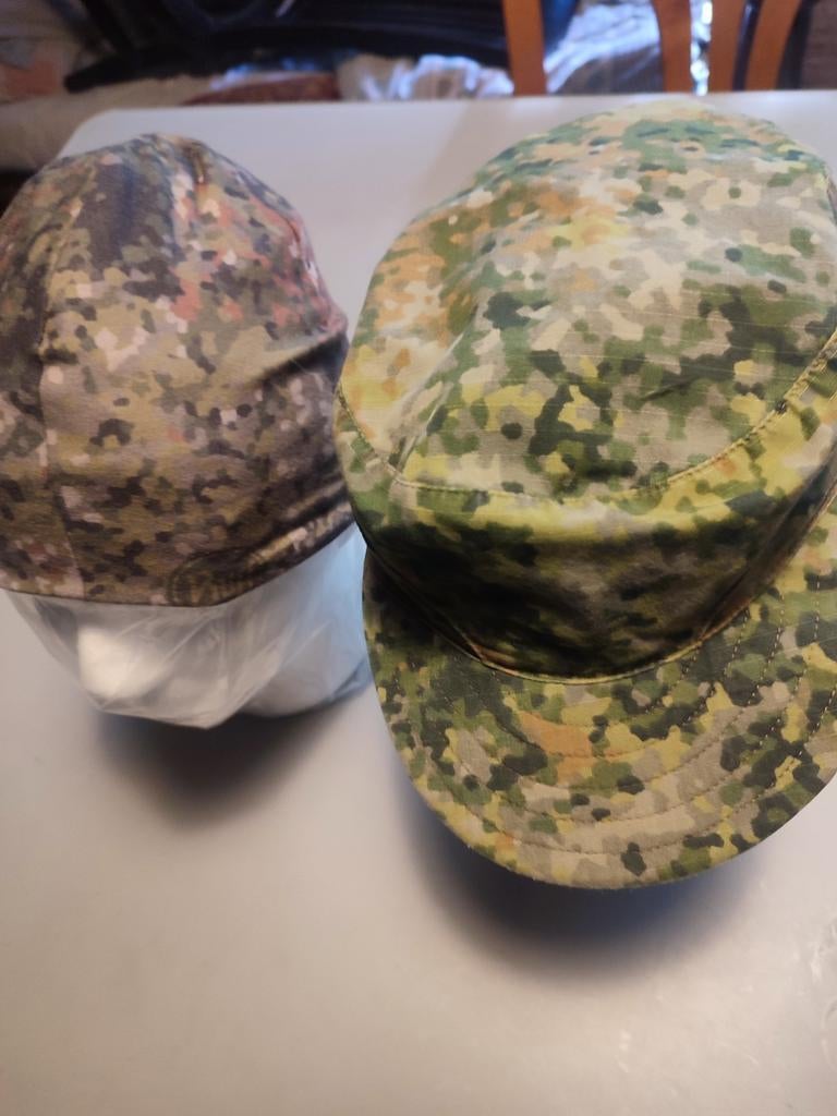 Zomerpet en commandomuts, Ophalen of Verzenden, Landmacht, Nederland, Helm of Baret
