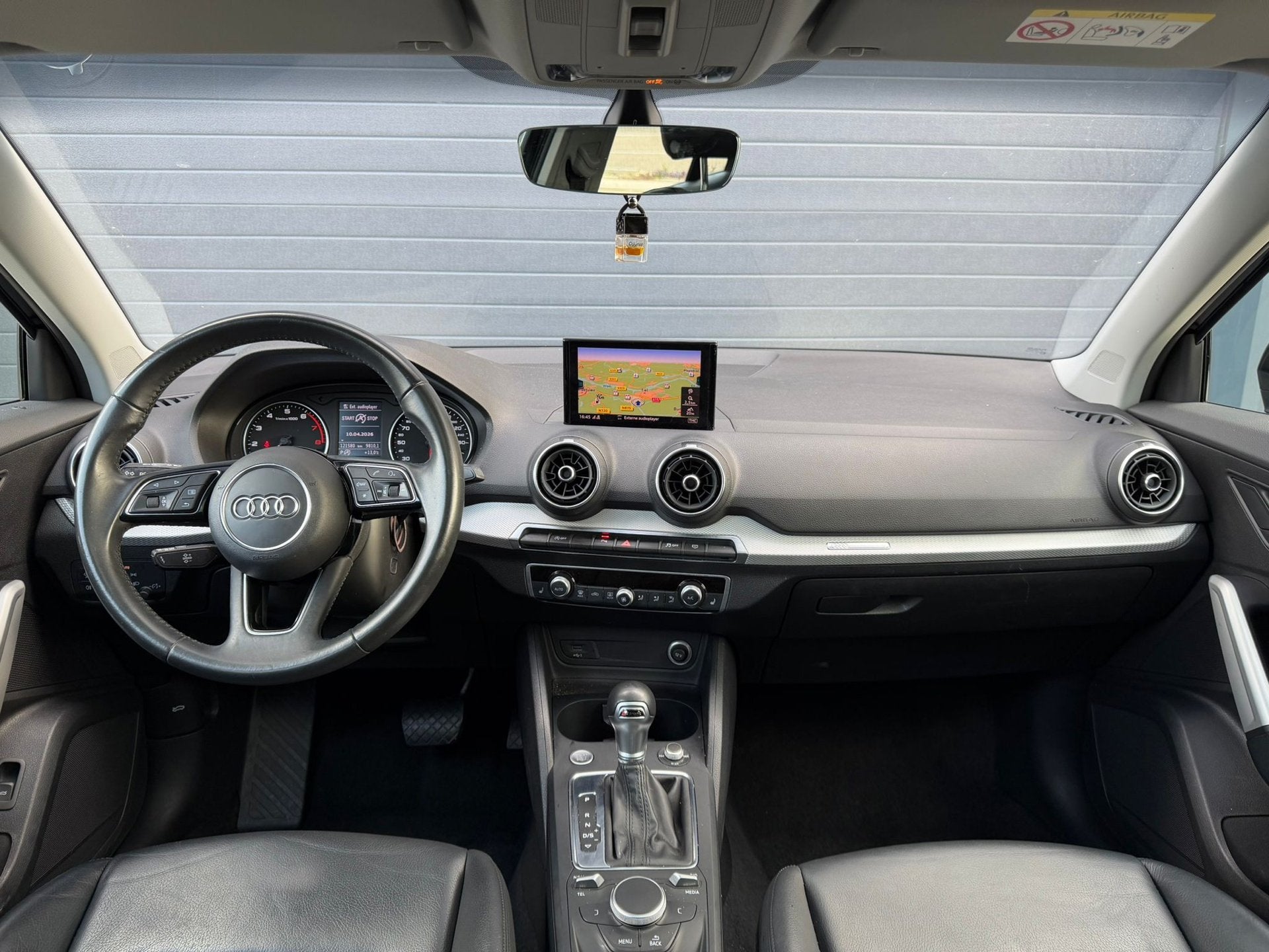 Audi Q2 35 TFSI S Edition AUTOMAAT PANO MATRIX KEYLESS, 4 cilinders, 150 pk, Zwart, Leder