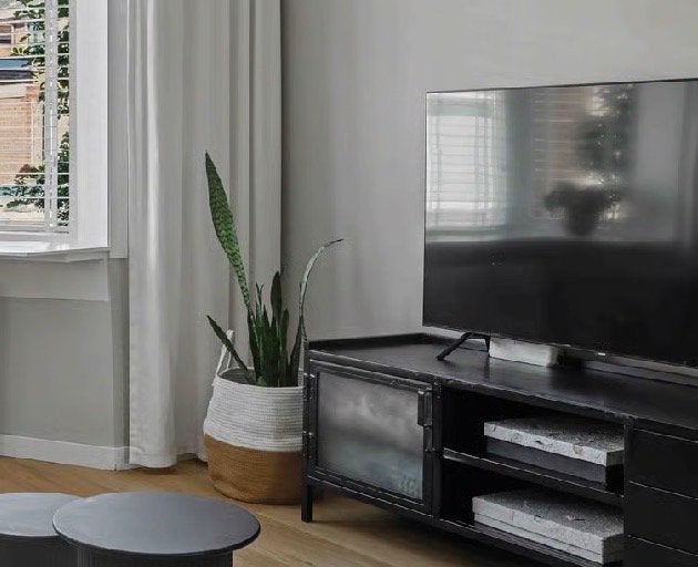 Industrieel metalen tv-meubel zwart met laden en glazen deur, Huis en Inrichting, Ophalen, Gebruikt, 100 tot 150 cm, Minder dan 100 cm