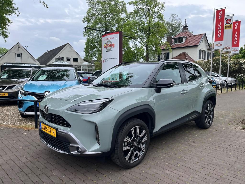 Toyota YARIS CROSS 1.5 HYBRID 130 LAUNCH EDITION / PANODAK /, 1195 kg, Gebruikt, Met garantie (alle), USB