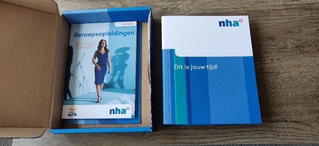 NHA opleiding dierenverzorging, Boeken, Ophalen of Verzenden, Beta, Zo goed als nieuw, MBO