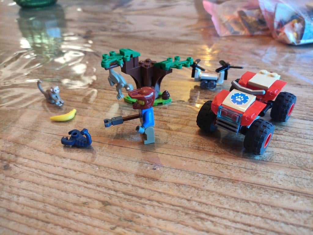 Lego City Jungle Reddingsvoertuig 60300, Ophalen of Verzenden, Zo goed als nieuw, Complete set, Lego