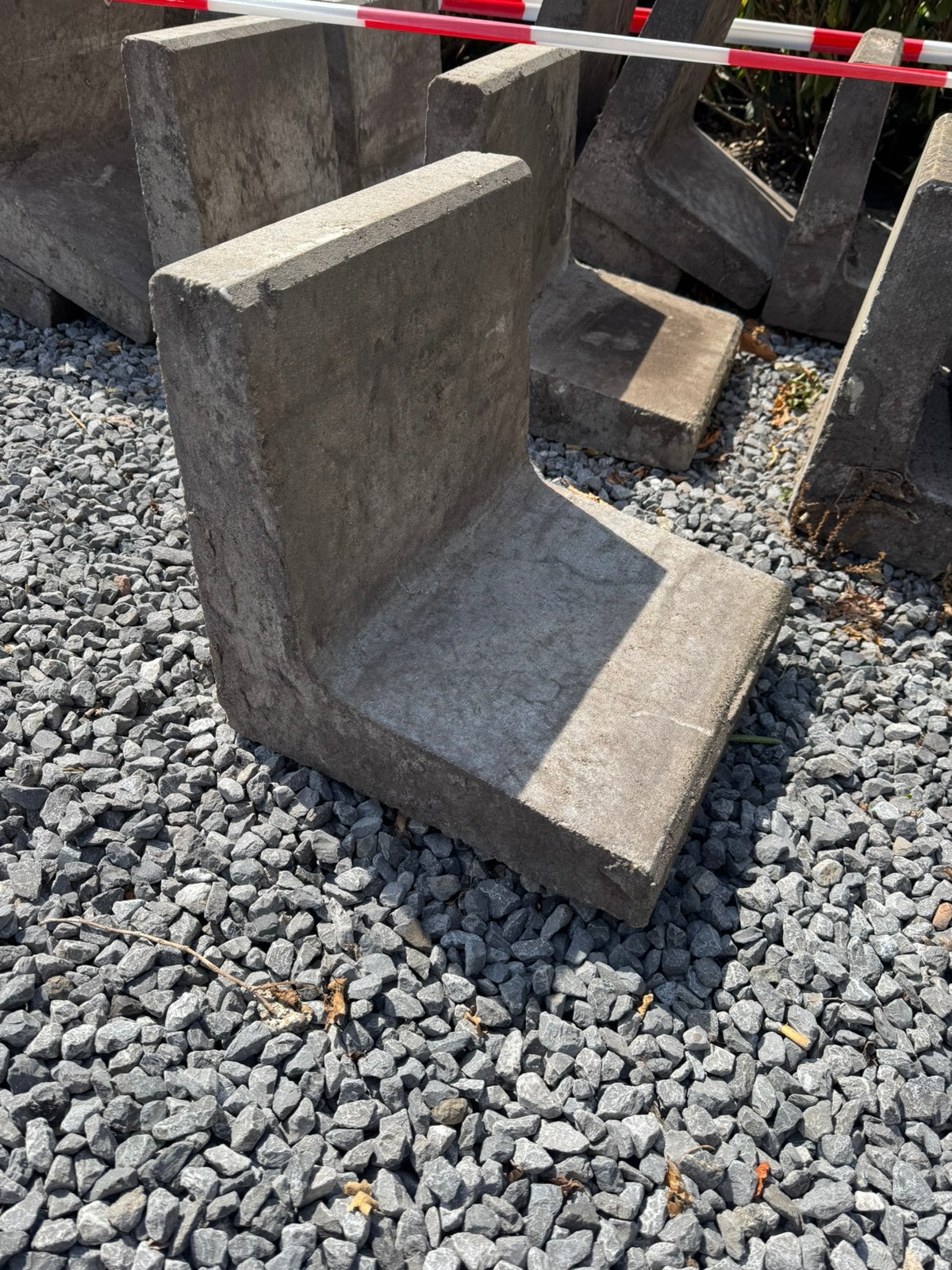 Betonnen L-elementen 40x40x40 cm, Doe-het-zelf en Verbouw, Overige Doe-het-zelf en Verbouw, Ophalen, Gebruikt