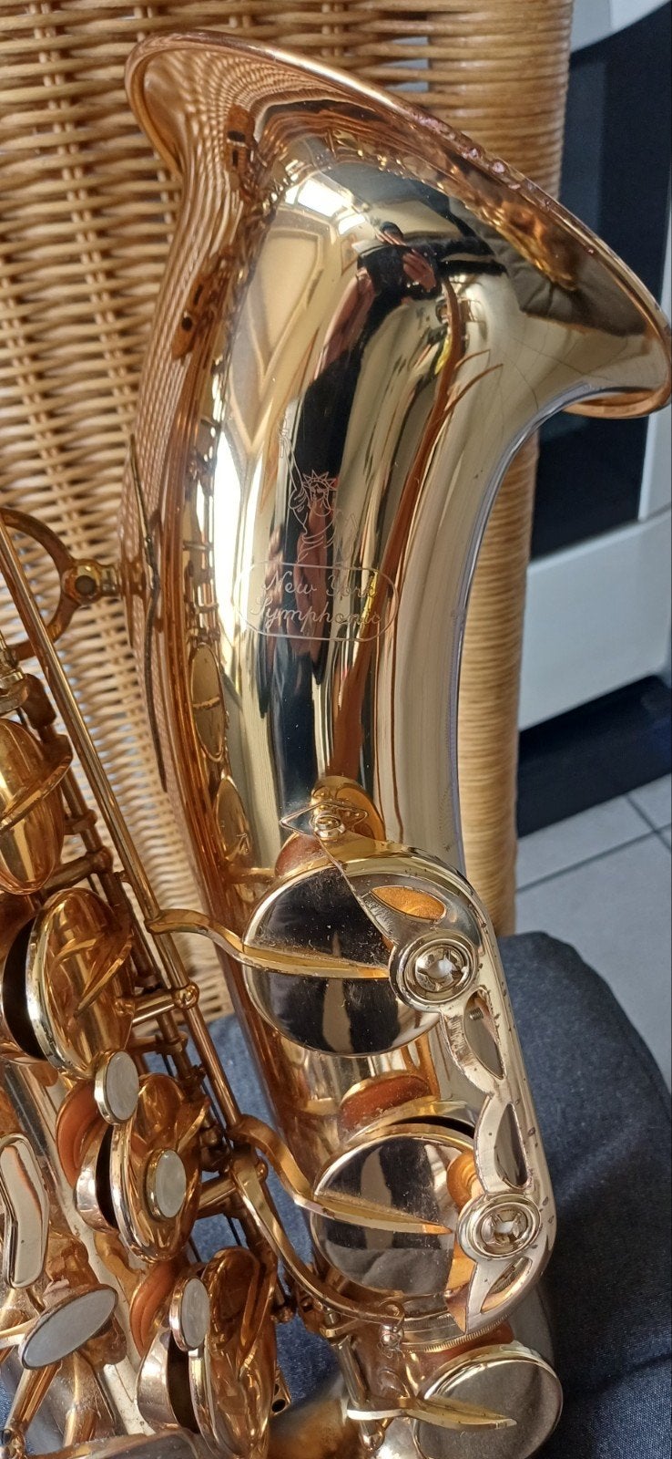 New York Symphonic Tenor Saxofoon met Koffer, Ophalen of Verzenden, Gebruikt, Tenor, Met koffer