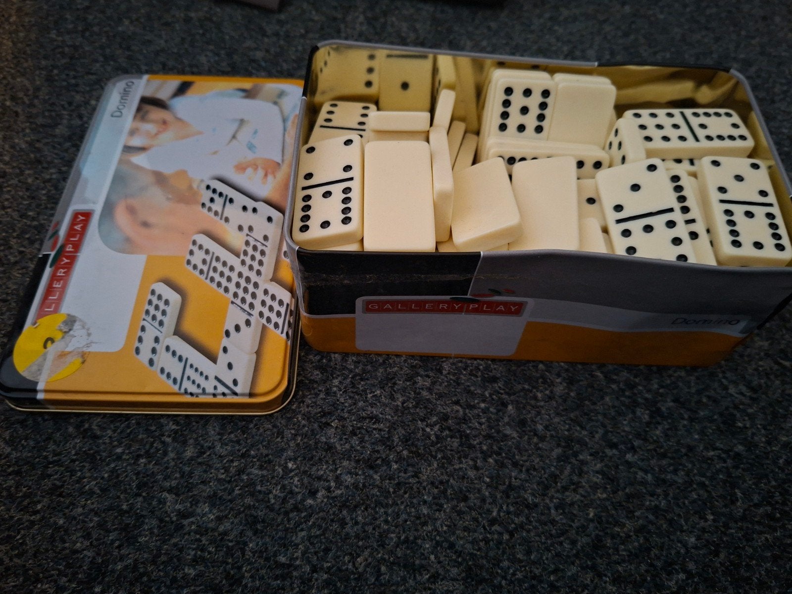 domino in blik, Ophalen of Verzenden, Gebruikt