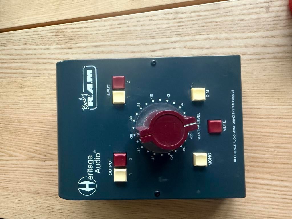 Heritage Audio Baby RAM Passieve Monitor Controller, Muziek en Instrumenten, Ophalen of Verzenden, Zo goed als nieuw, Minder dan 5 kanalen
