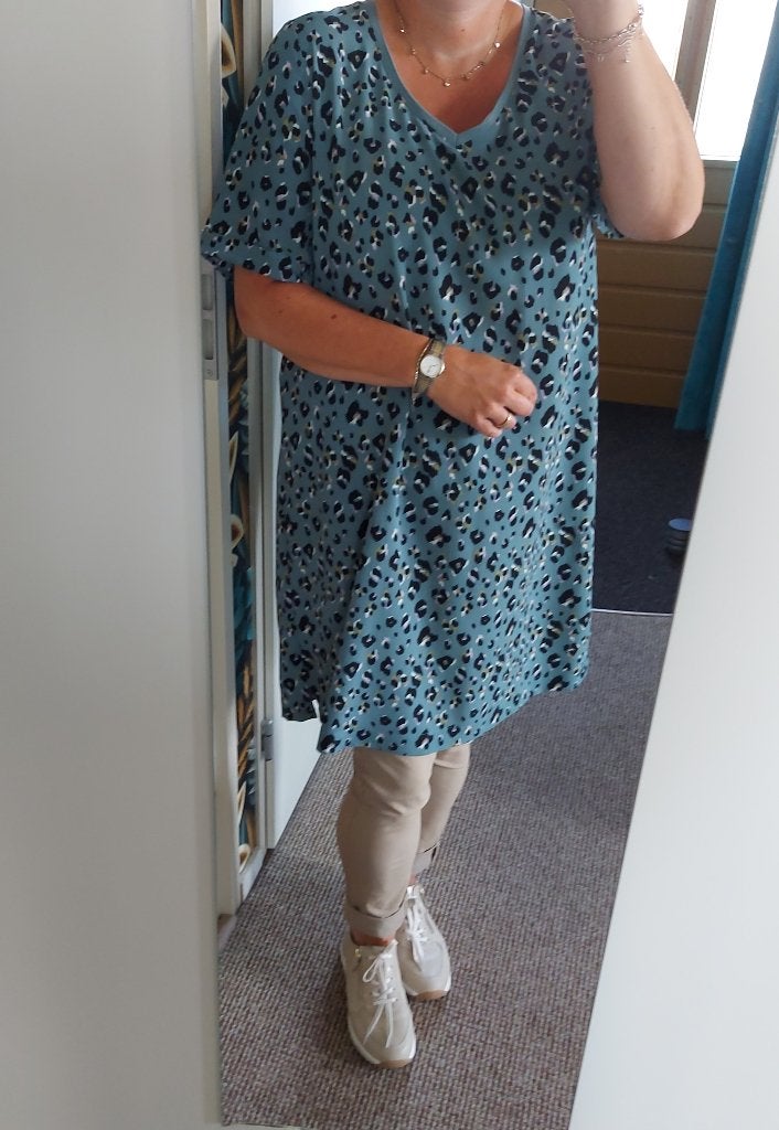 Jurkje L groen Hema, Maat 38/40 (M), Ophalen of Verzenden, Zo goed als nieuw, Knielengte