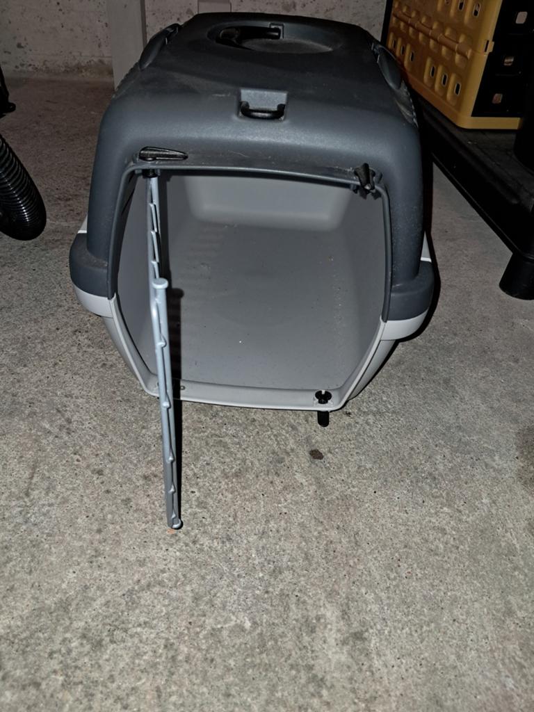 Te koop nette reisbench voor hond of kat, Dieren en Toebehoren, Ophalen, Gebruikt