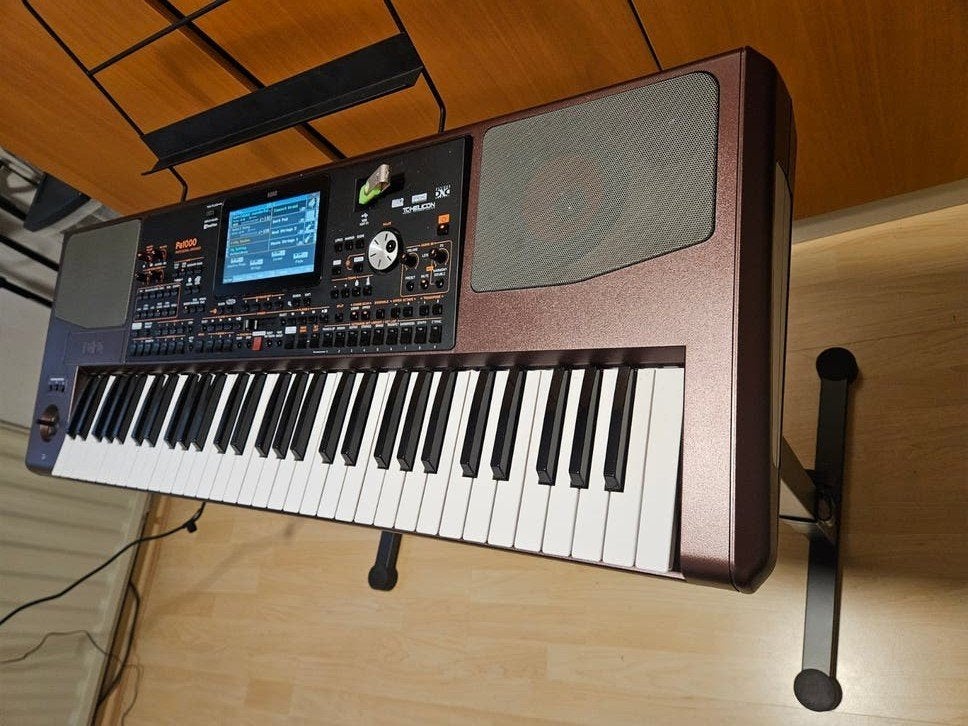 Korg Pa1000 Arranger Keyboard met bijna 6 maanden garantie