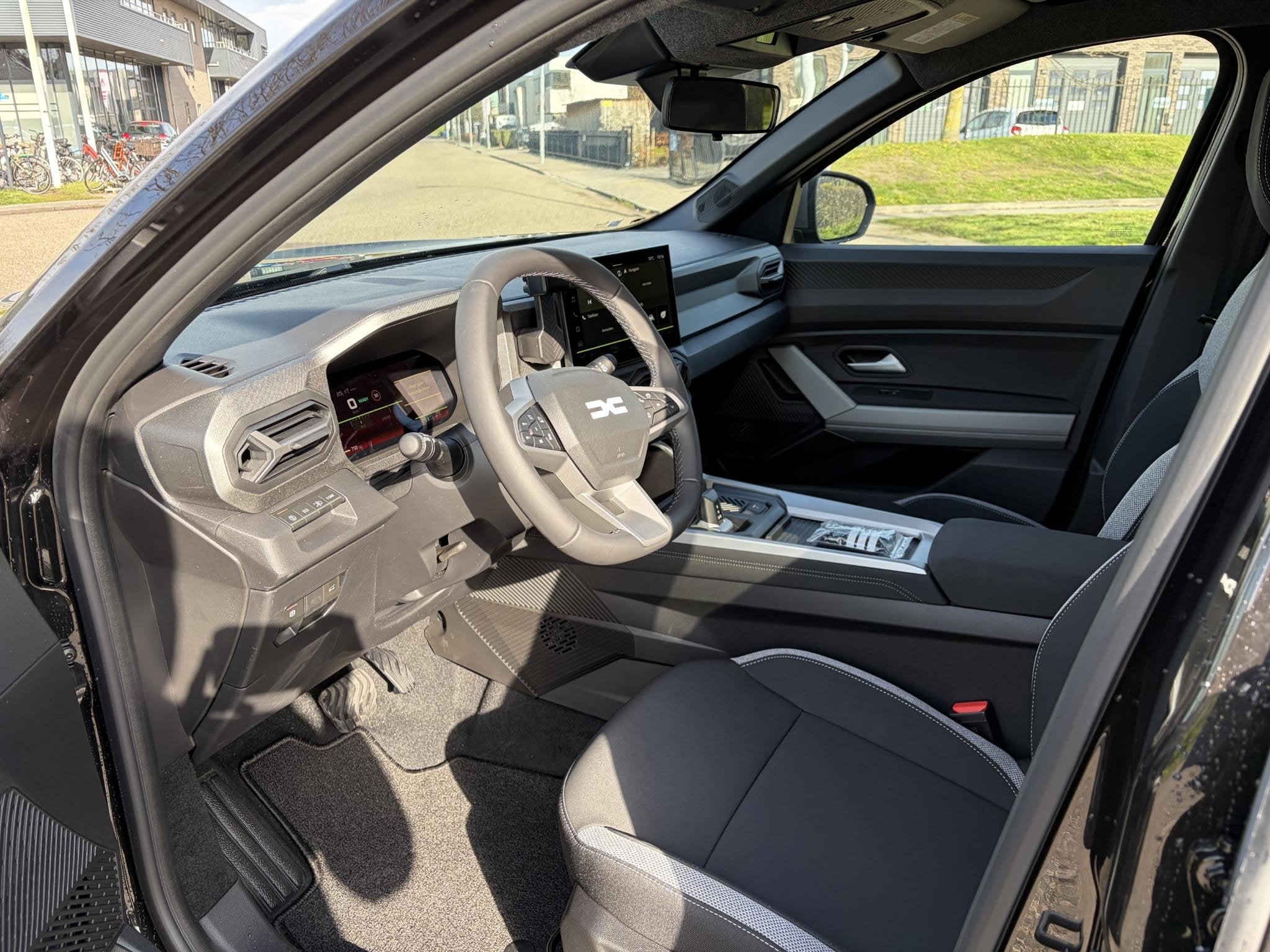 Dacia Bigster 1.8 Hybrid 155 Journey |APPLE CARPLAY ANDROID, Auto's, Stof, Zwart, Origineel Nederlands, Bedrijf