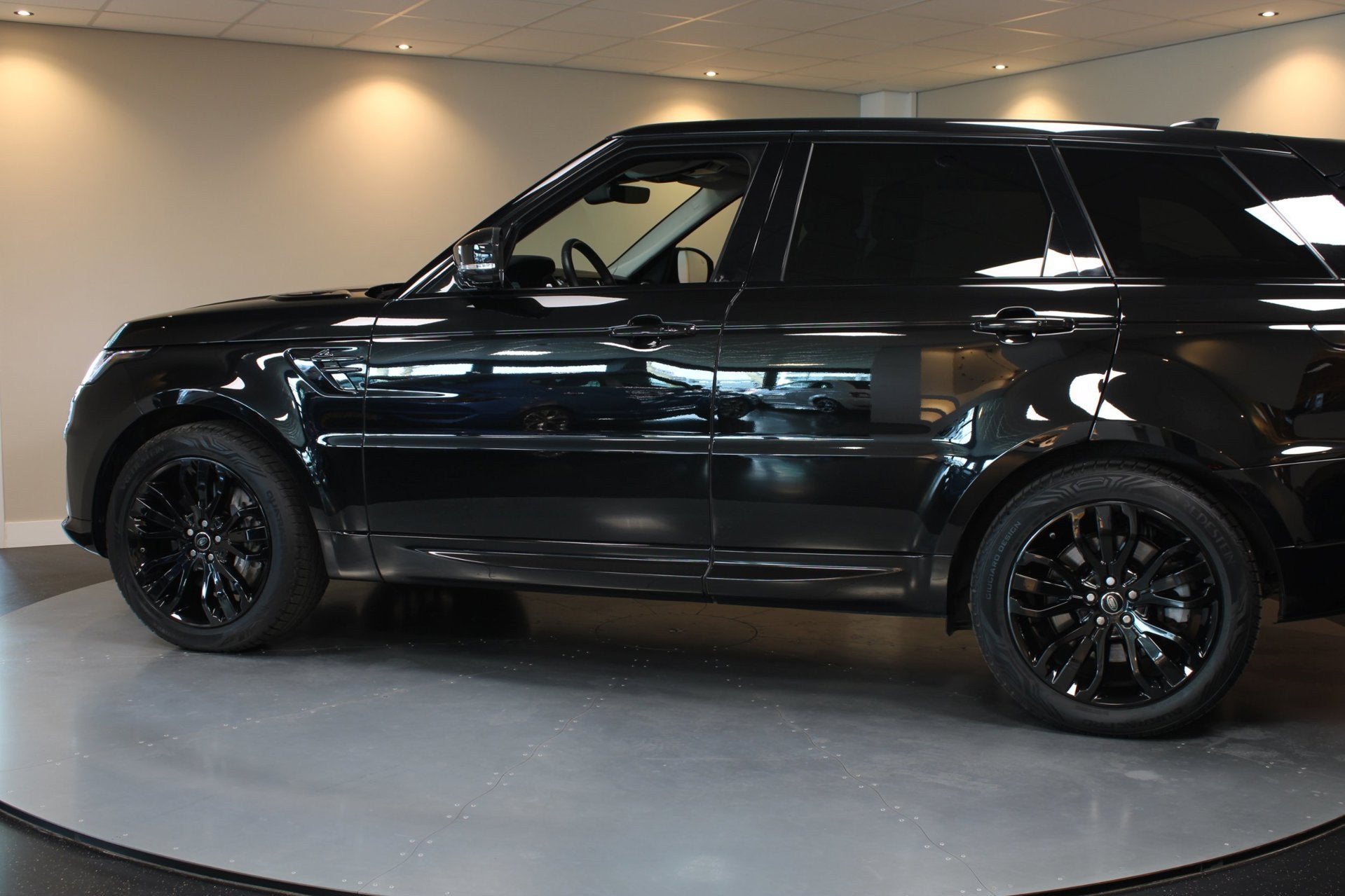 Land Rover Range Rover Sport 2.0 P400e Dynamic *404PK!* Full, Automaat, 404 pk, Gebruikt, Euro 6