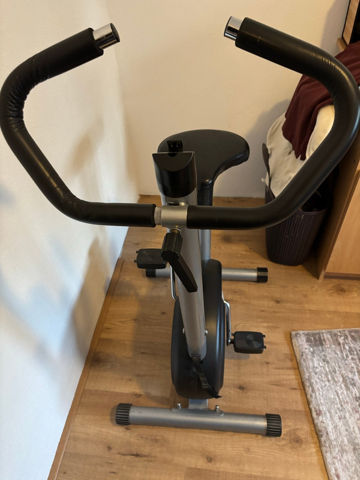 Hometrainer, Sport en Fitness, Ophalen, Zo goed als nieuw, Metaal, Benen