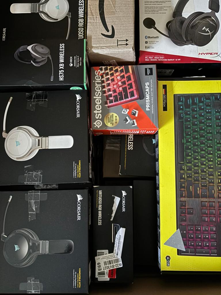 Gaming Retourdozen | Corsair Razer HyperX | Retail €5.500+, Ophalen of Verzenden, Zo goed als nieuw, Draadloos, Over-ear