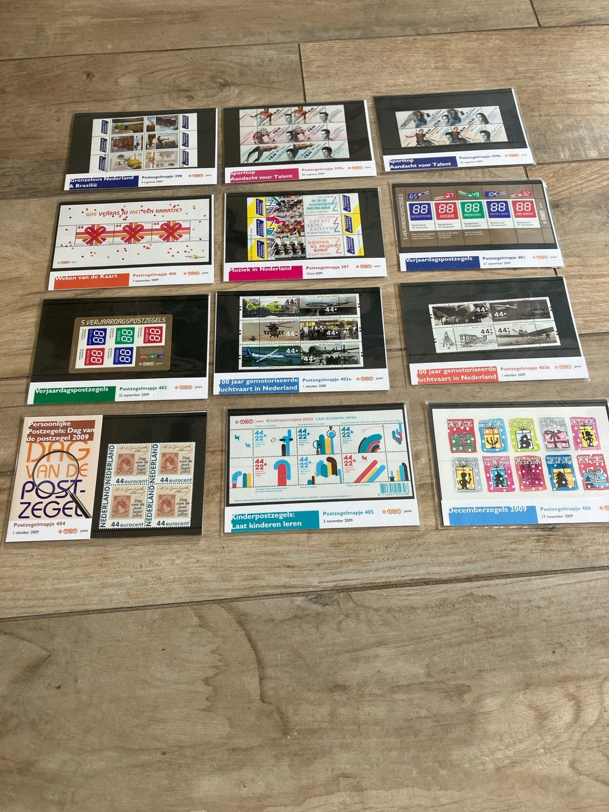 Collectie Postzegelmapjes Nederland 2009, Postzegels en Munten, Postzegels | Nederland, Ophalen of Verzenden, Na 1940, Postfris