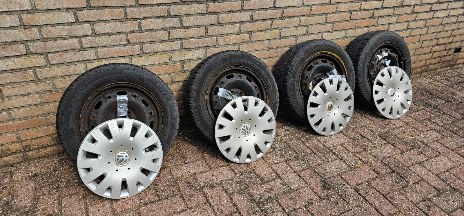 Zomerbanden 185/60 r14 velgen 5x100 polo fabia rapid et43, Auto-onderdelen, Banden en Velgen, Ophalen, 14 inch, Gebruikt, Banden en Velgen