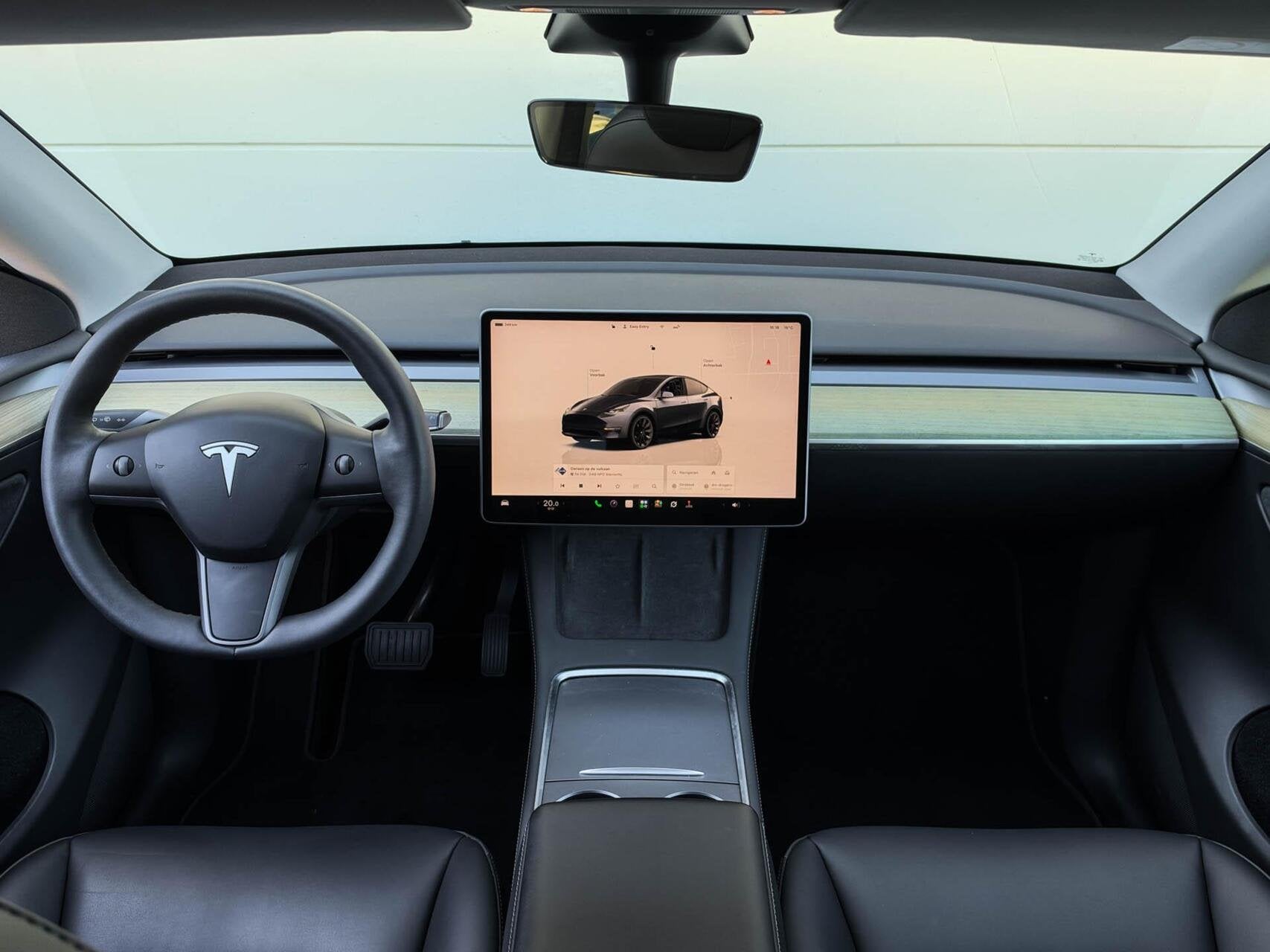 Foto 2 van Tesla Model Y RWD 58 kWh | SOH 90.5% | LFP accu | 20 inch LM