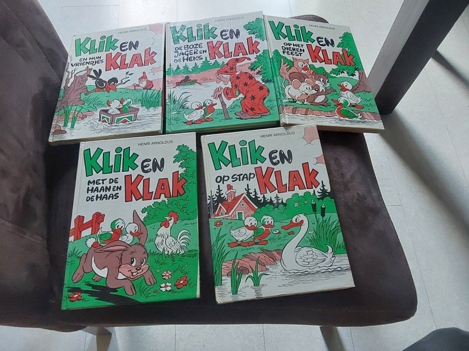 5x Klik en Klak Henri Arnoldus, Ophalen of Verzenden, Gelezen, Fictie algemeen