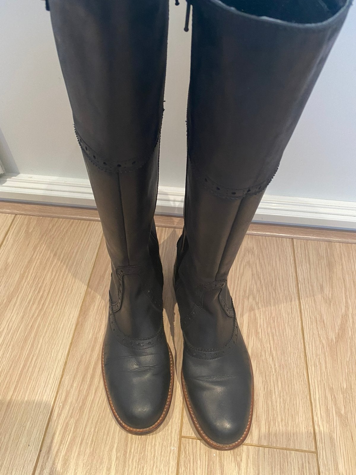 Prachtige diep donkerblauwe laarzen, ned merk Dungelmann, Kleding | Dames, Schoenen, Ophalen of Verzenden, Zo goed als nieuw, Blauw
