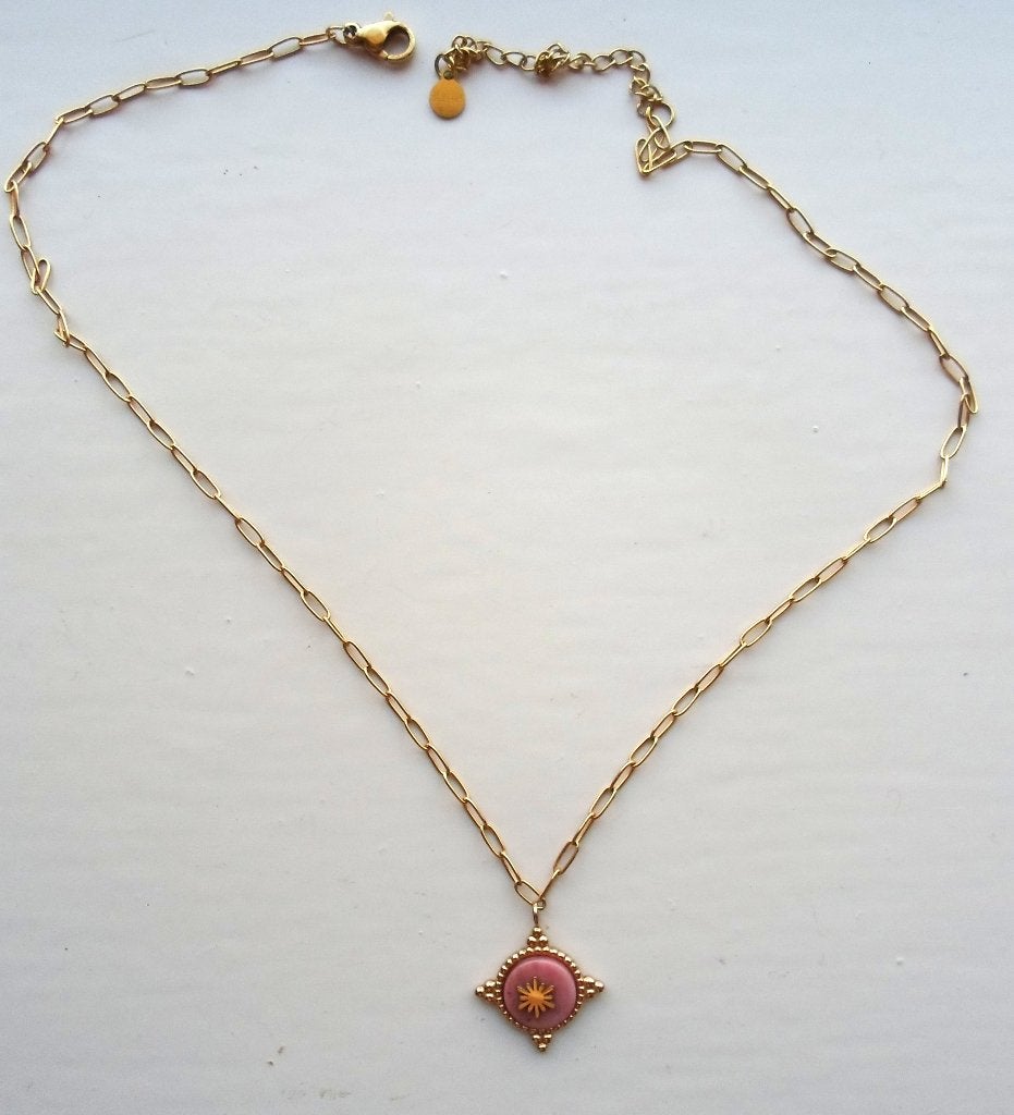 Ketting met hanger. Gemerkt. S. Steel., Sieraden, Tassen en Uiterlijk, Kettingen, Ophalen of Verzenden, Zo goed als nieuw, Goud